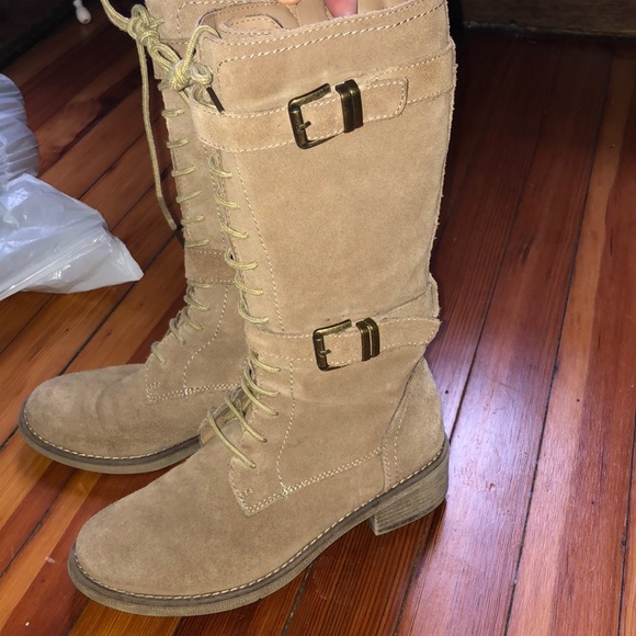 Swede tan boots - Picture 3 of 3